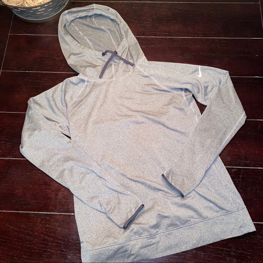 Nike pullover fleece
